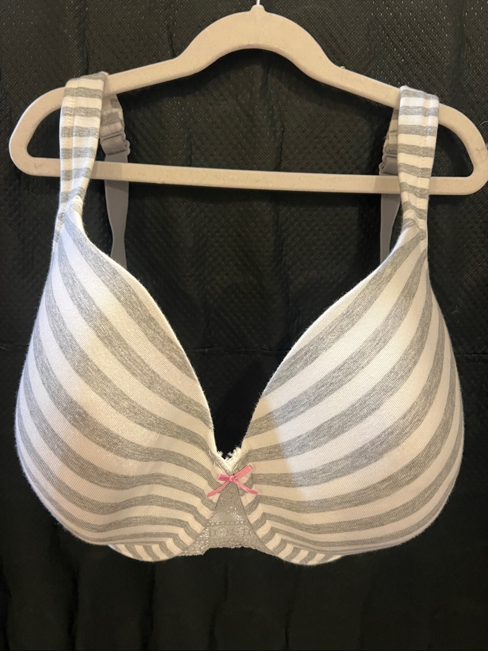 Cacique brand grey/white strip bra size 34 H - Picture 2 of 11